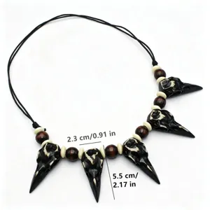 Collar calavera cuervo resina cuentas madera estilo gotico tribal ajustable retro joyas