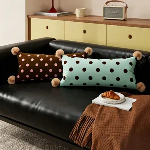 Oreiller lombaire minimaliste à pois avec pompons pour canapé et décoration de lit de chambre