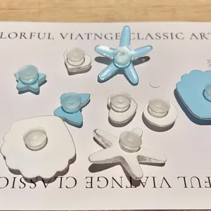 Jolis pendentifs en résine bleue et blanche étoile de mer et coquillage pour chaussures.