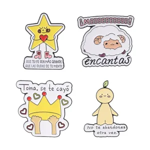 Schattige cartoon spaanse tekst metalen emaille speld set, ster schaap kroon broche voor kleding.