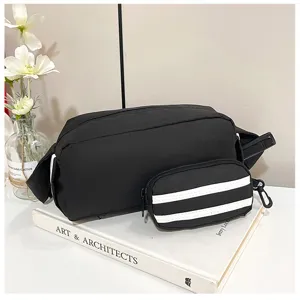 Zwarte canvas crossbody tas met een klein zakje, stijlvolle dagelijkse schoudertas