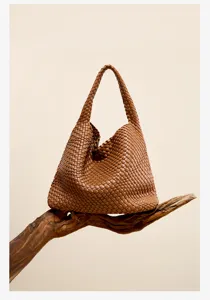 Brown woven leather hobo underarm bag, handmade casual large capacity single shoulder tote bag.