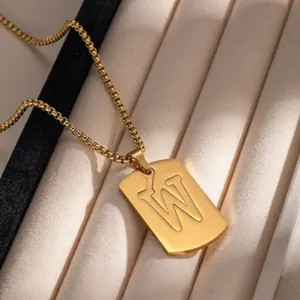 Collana con ciondolo lettera W in acciaio inossidabile dorato stile retro hip hop catena