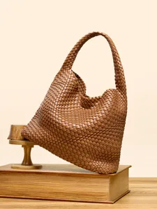 Brown woven leather underarm bag handmade casual beach vacation large capacity shoulder tote bag