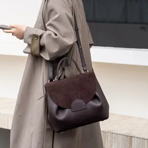 Stylish genuine leather women shoulder bag, large capacity commuting handbag and crossbody.