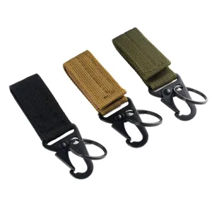 Portachiavi con moschettone tattico da esterno in fettuccia di nylon e gancio metallico robusto.