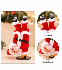 Elektrische tanzende Weihnachtsmann Puppe Detailansicht, lustiges Musik Weihnachtsspielzeug.