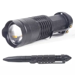 Lampe de poche tactique et stylo de survie avec brise-glace et lumière LED zoomable.