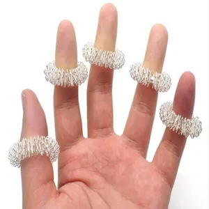 Silberner Finger-Massage-Ring-Set, flexibler Metallfeder-Akupressur-Ring fuer Handentspannung.