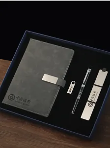 Coffret cadeau d'affaires élégant avec carnet en PU, stylo en métal, marque-page et USB.