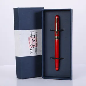 Set de regalo de bolígrafo de metal con bolígrafo rojo y elegante caja azul para negocios.