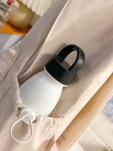 Sac à dos décontracté et léger avec poche latérale pour les voyages et l'école quotidienne.