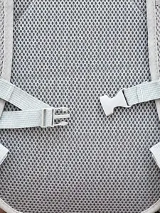 Leichter Outdoor Rucksack atmungsaktives Mesh Rückenteil mit rutschfestem Brustgurt