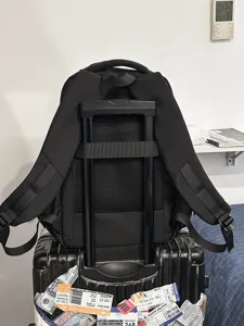 Mochila escolar negra, gran mochila de viaje para portátil con correa para equipaje.