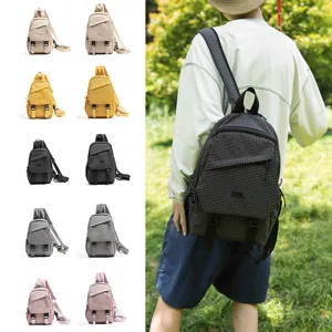 Outdoor Freizeit Sling Rucksack, mehrfarbige Gitter Reisetasche Brusttasche für Unisex.