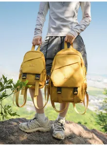 Outdoor gelber Rucksack und Brusttasche Set, langlebiger Wander Reise Tagesrucksack.