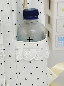 Stilvoller koreanischer Polka Dot Rucksack Hauptansicht mit hübscher Spitzenborte.