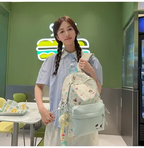 Süßer japanischer Canvas Rucksack für Mädchen, frische sommerliche lässige Schultasche.