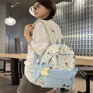 Damen Casual Nylon Rucksack Süßer Cartoon Hundeprint Schule Buchtasche Süßer Täglicher Reise Daypack Mit Anhänger