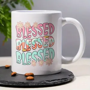 Weißer Keramik Kaffeetasse Detail mit Retro Blumenmuster, ideal für Büro und Alltag.