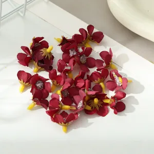 Künstliche Mini Seidenblumen Köpfe für DIY Handwerk, Haarschmuck und Geschenkschachteln.