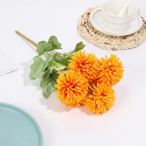 Künstlicher Chrysanthemen Blumenstrauß, orange Kugelblume für Heimdekoration und Requisiten.