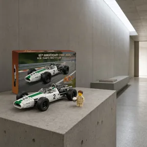 Retro F1 racing car building blocks set with box and minifigure, classic collector model toys.
