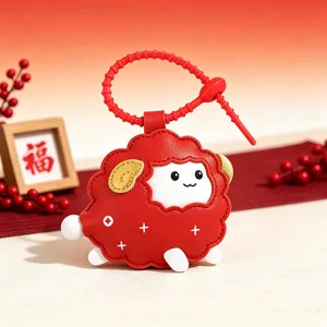 Porte-clés mouton en cuir rouge charme de sac, adorable pendentif du Nouvel An Chinois.