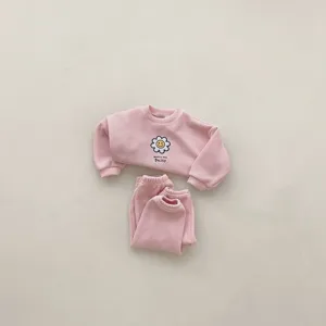 Conjunto de sudadera y pantalón acanalado rosa para niños chándal casual con estampado de margarita