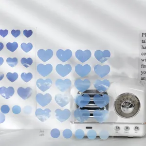 Ästhetische blaue Wolken Herz Aufkleber transparent Tagebuch dekoratives Stickeretui.