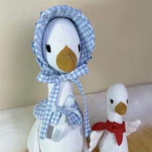 INS Koreaanse stijl prinses blauw geruite huisdier hoed en slabbetje set voor kat en hond.