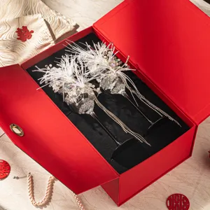 Luxury crystal rhinestone tassel champagne glass gift set for wedding and engagement