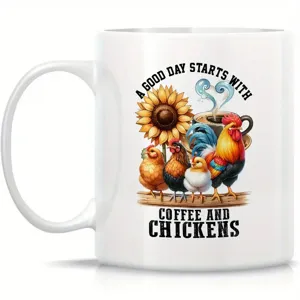 Vista detallada de una taza de cerámica con un bonito diseño de pollitos y girasol.