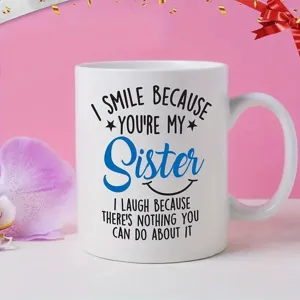 Taza de café de cerámica blanca con diseño de texto de hermana, regalo de oficina perfecto.