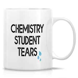Taza de café de cerámica blanca con un divertido diseño tipográfico de química, 11oz.