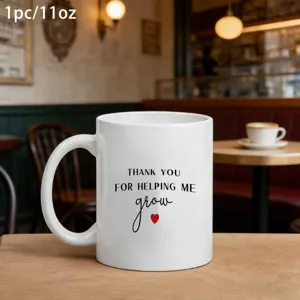 Weißer Keramik Kaffeetasse Detail, ideal für Büro und Alltag mit tollem Aufdruck.