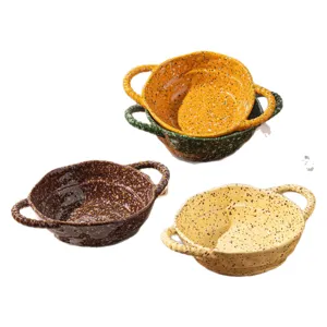 Ciotola in ceramica con smalto spruzzato, forma irregolare, immagine principale colorata.