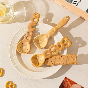 Juego de 4 cucharas de cerámica creativo diseño de pan y galleta vajilla de cocina