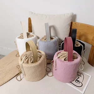 Winter Plush Bucket Bag For Women Cute Fluffy Faux Fur Shoulder Crossbody Bag Casual Soft Chain Handbag Chic Tote