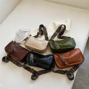 Soft leather casual shoulder bag for women, large capacity crossbody pillow bag, stylish design.