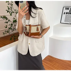 Stro gesplitste emmertas detailweergave, casual woon-werkverkeer ketting crossbody stijl.