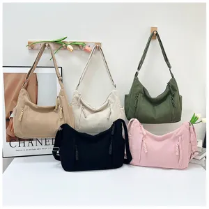Corduroy shoulder bag for women, large capacity casual crossbody tote bag, versatile daily bag.