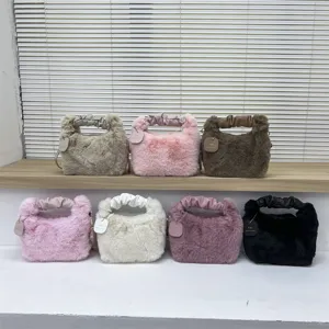 Automne Hiver Mignon Peluche Sac à Main Femmes Doux Fausse Fourrure Sac Bandoulière Chaîne Moelleux Sac Seau Quotidien Décontracté Sac Épaule