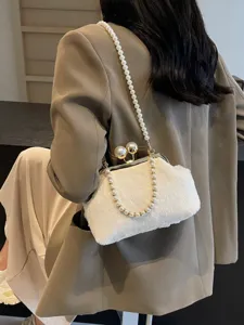 Femme Hiver Peluche Fausse Fourrure Sac Coquillage Mode Chaîne de Perles Poignée Supérieure Sac Bandoulière Élégante Pochette de Soirée