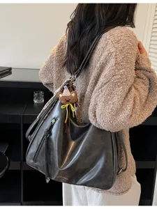 Sac à dos vintage en similicuir grand format sac bandoulière souple pour femme quotidien