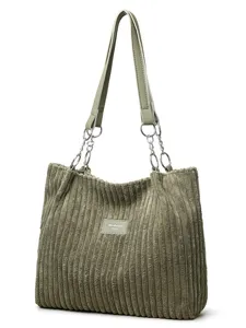 Sac cabas en velours côtelé vert pour femme, grand sac porté épaule casual avec chaînes.