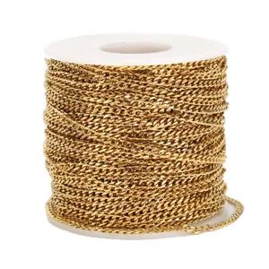 Gouden roestvrijstalen zes-zijde gepolijste ketting op spoel voor DIY sieraden maken en kettingen.