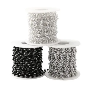 Accessoires de chaînes de perles DIY, chaînes de perles et cristaux pour colliers et bracelets.