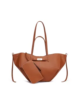 Leichte große fledermausförmige Handtasche europäischer Stil Umhängetasche für Damen