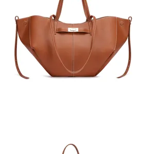 Elegante braune Ledertasche mit Henkeln und Metallverschluss für Damen im Alltag.